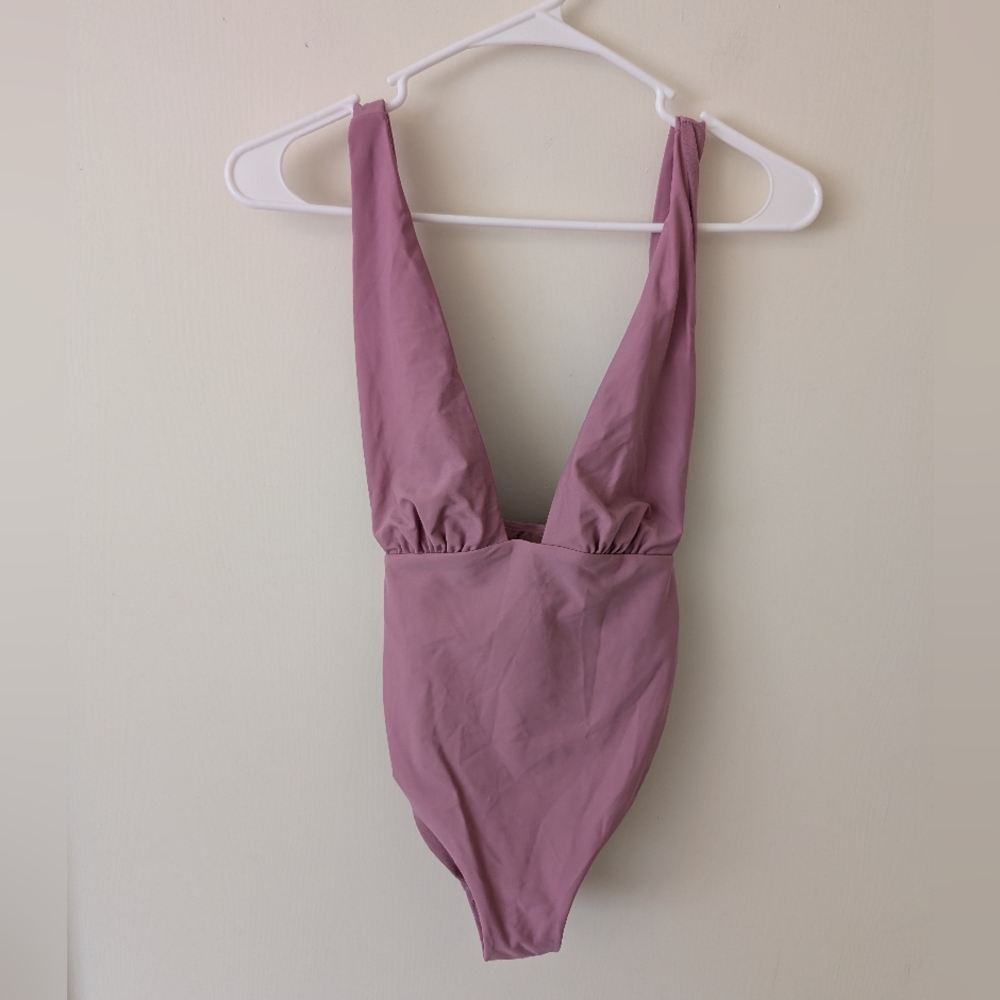 Envya Womens Small One Piece Swimsuit Pink NWT Swimwear Vacation Beach Pool